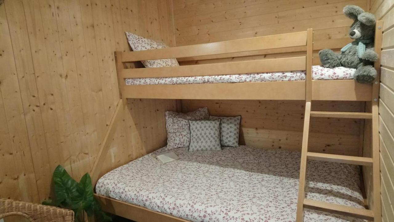 Domaine Les Gandins Bed & Breakfast Saint-Germain-de-Salles Dış mekan fotoğraf
