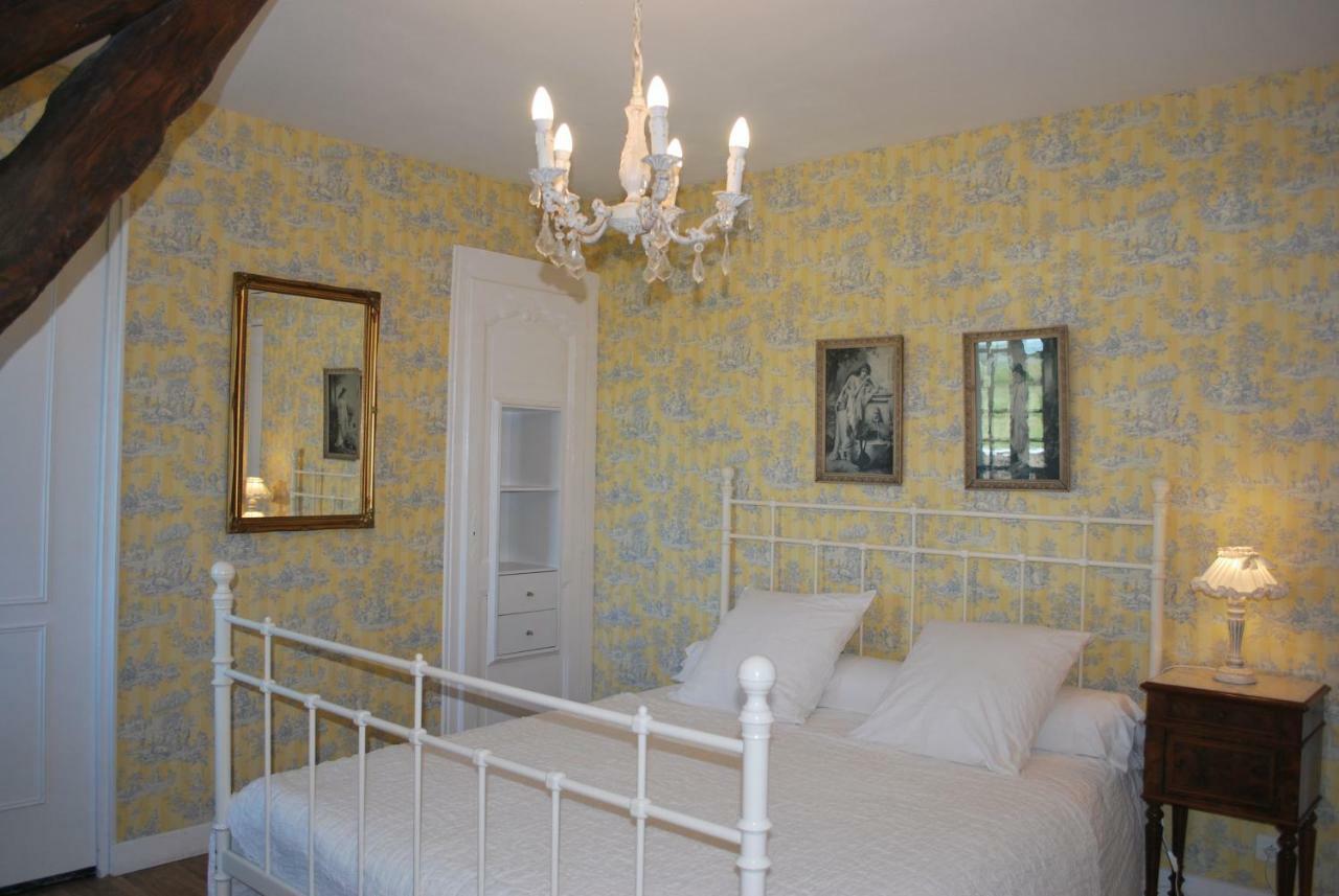 Domaine Les Gandins Bed & Breakfast Saint-Germain-de-Salles Dış mekan fotoğraf
