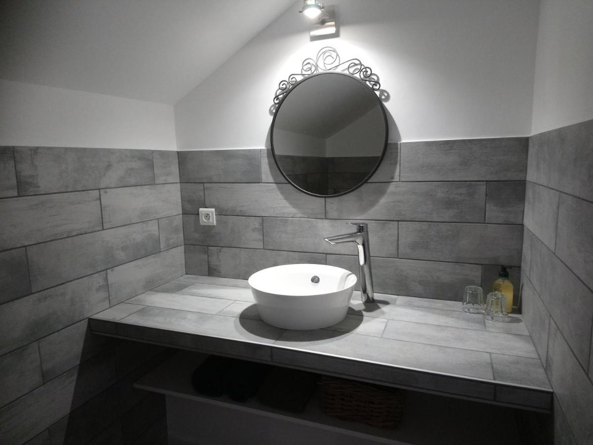 Domaine Les Gandins Bed & Breakfast Saint-Germain-de-Salles Dış mekan fotoğraf